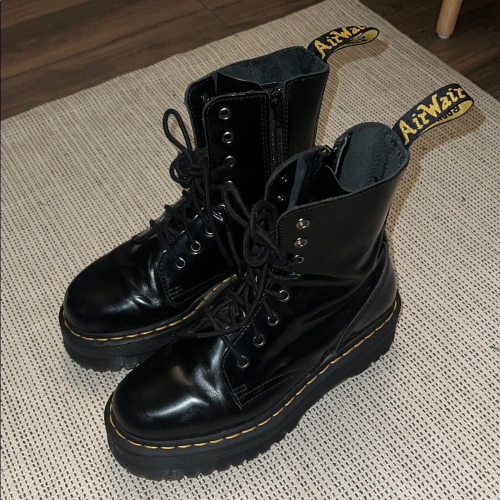 Dr. Martens Jadon Boot Smooth Leather Platforms